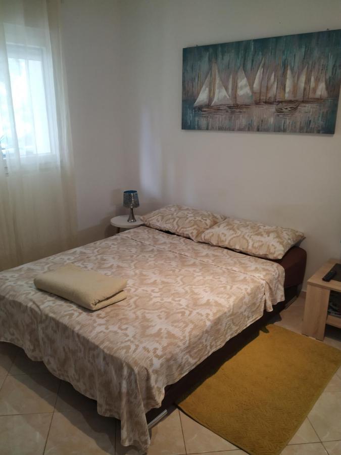 Studio Apartman Violeta II - 50M From The Beach Trogir Exterior photo