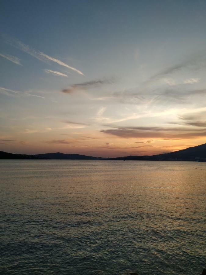 Studio Apartman Violeta II - 50M From The Beach Trogir Exterior photo